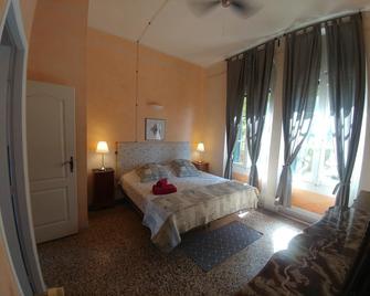 Ultimate Relaxation For Family Or Group - Pézenas - Bedroom