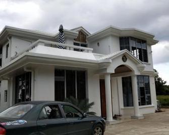 Suva Hideaway Villa - Suva - Edificio