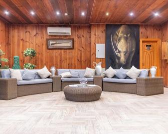Meral Oasis Resort Taif - Taif - Lounge