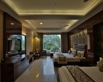 Treat Resort - Silvassa - Bedroom