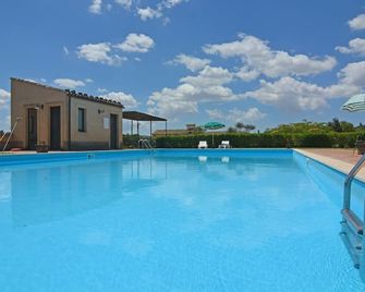 Il Casale Delle Rose - Caltagirone - Pool