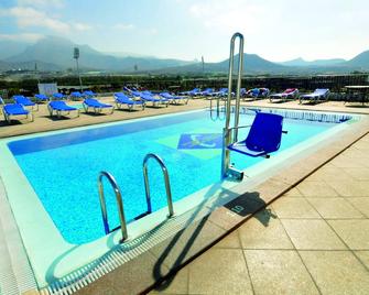 Hotel Zentral Center - Adults only - פלאייה דה לאס אמריקאס - בריכה