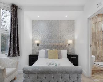 Modern city centre studio apartment 202 - Oxford - Habitación