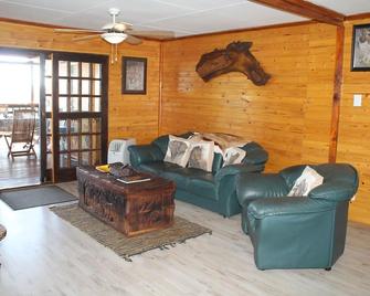 Leopard Rock Bush Lodge In Africa. Book today for your Big 5 Experience. - Phalaborwa - Living room
