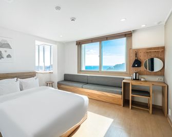 Heyy Seogwipo Hotel - Seogwipo