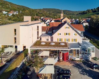 Landhotel Wilder Mann - Eggingen - Building
