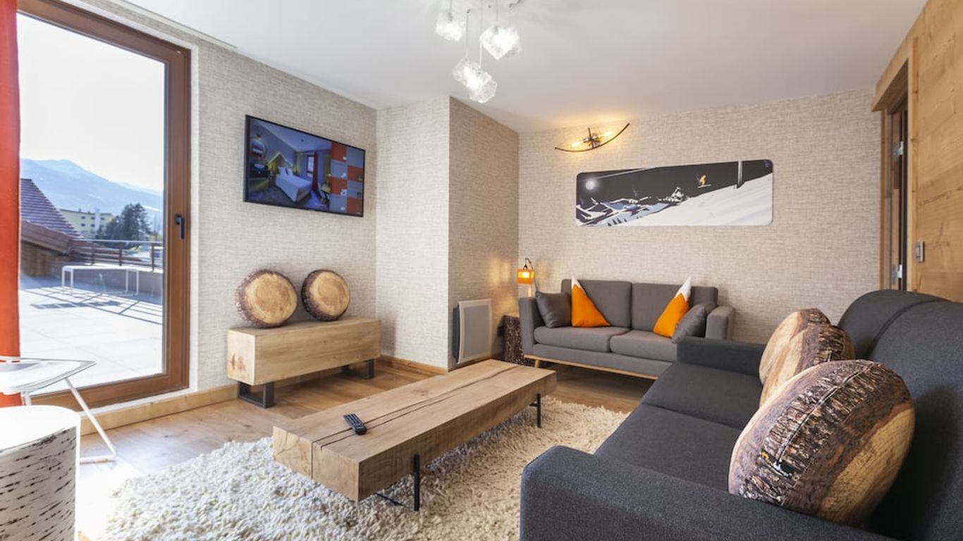 Hotel Base Camp Lodge - Bourg Saint Maurice