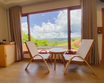 Cirrus Valley Hill Resort - Khao Kho - Schlafzimmer