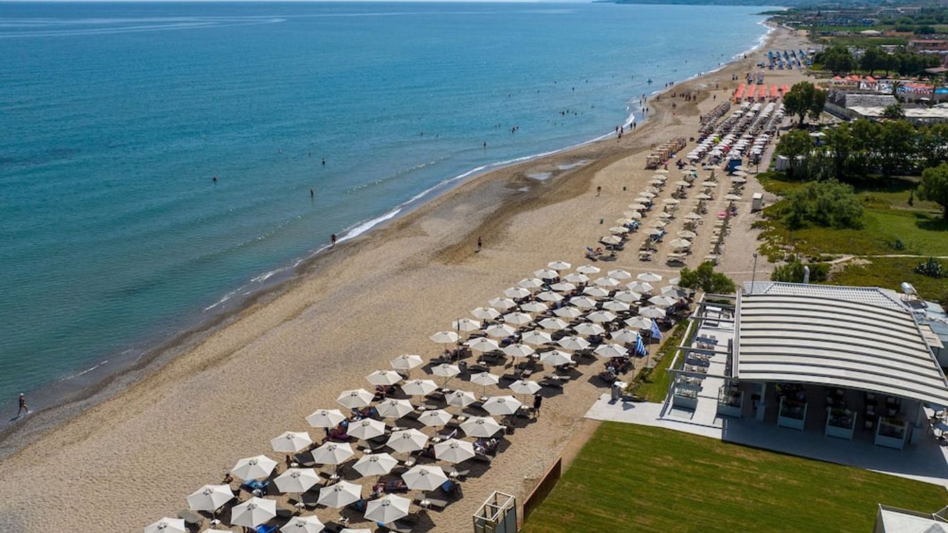 Vantaris Luxury Beach Resort