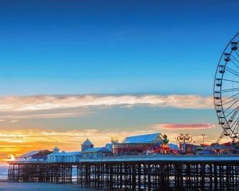 Art B&b - Blackpool