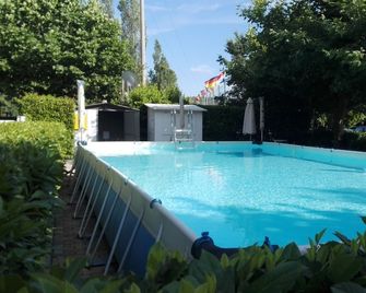 Camping Smeraldo - Trevignano Romano - Bazén
