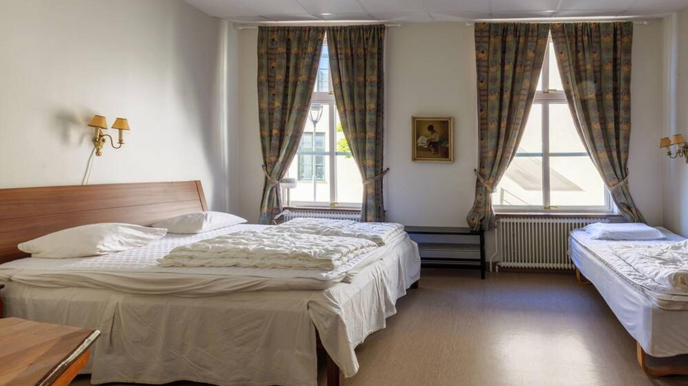 Nicolai B&B