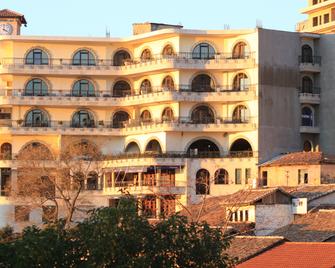 Hotel Panorama Kruje - Krujë - Edificio