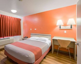 Motel 6 Williams, Ca - Williams - Bedroom