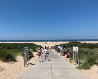 Holiday Home in Vrouwenpolder Near Beach - Vrouwenpolder - Strand