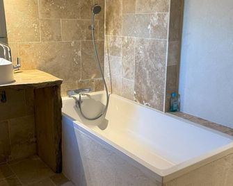Le cocon verdunois - Verdun-sur-le-Doubs - Salle de bain