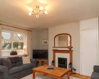 Jasmine Cottage - Alnwick - Living room