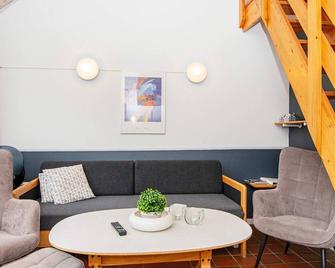 6 person holiday home in Fanø-By Traum - Fanø - Living room