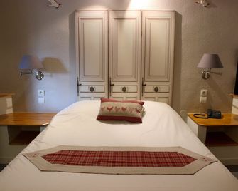 A la Maison Rouge Hotel & Restaurant - Obernai - Bedroom