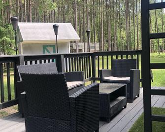 Very Private, Great Location for Water and Dunes - Mears