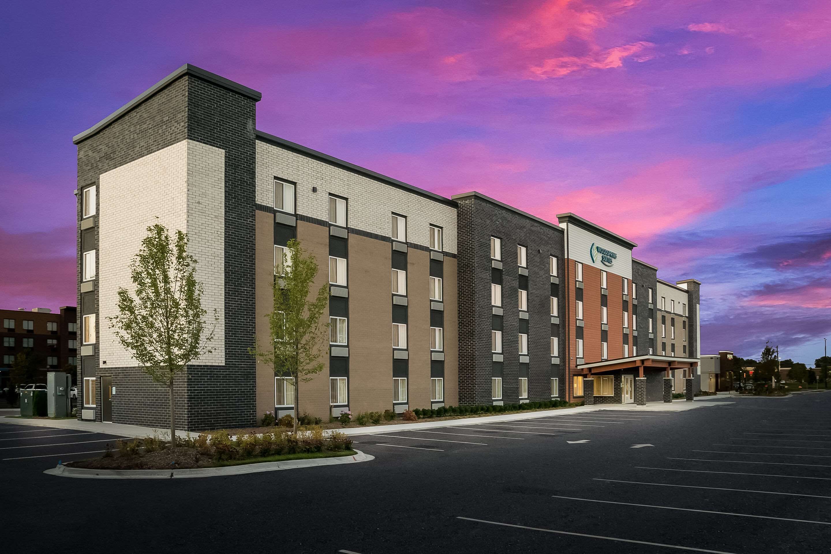 Woodspring Suites Detroit Sterling Heights - Sterling Heights - Gebouw