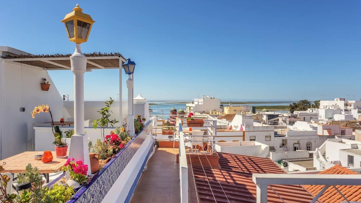 Al - Alojamento Local Pension Bicuar