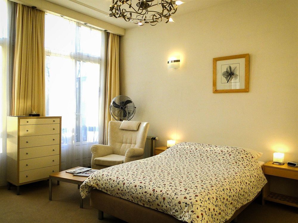 Plato - האג - חדר שינה