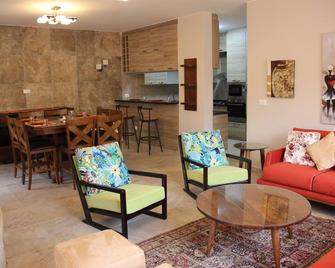 Falcon Peak - Two Bedroom Apartment 1st Floor - El Arz - Living room