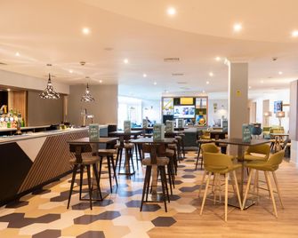 Holiday Inn Birmingham M6, Jct.7 By IHG - Бірмінгем - Бар