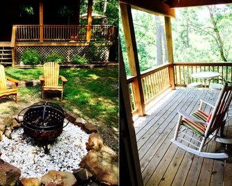 Mountain Cabin Getaway with a Fire Pit near Lake Ouachita, Arkansas - Mount Ida - Patio