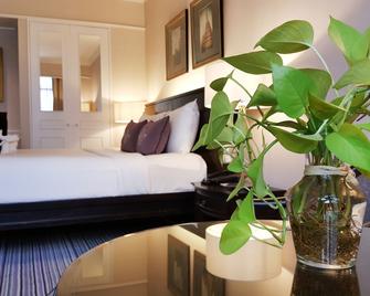 The Sukosol Hotel - Bangkok - Bedroom