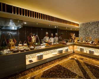 The Mira Central Park Hotel - Bien Hoa - Bufé