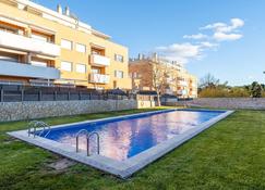 Apartment with terrace & pool 5min beach - Sant Feliu de Guíxols - Bể bơi