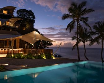 Silversands Beach House Grenada - Lance aux Épines - בריכה