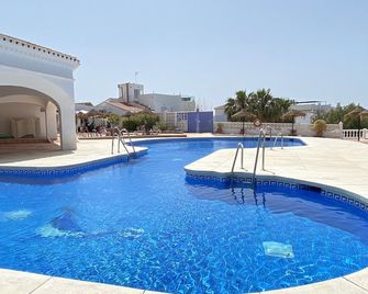 Capistrano Playa 116 Casasol - Nerja - Uima-allas