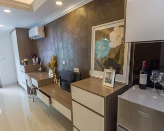Ca&sa Serviced Apartment - Phnom Penh - Kitchen