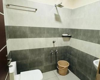 Royal Plaza City - Kozhikode - Bad