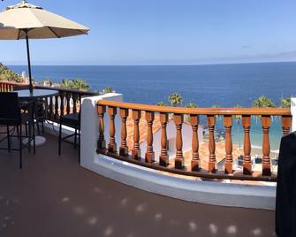 Hamilton Cove Panoramic Ocean View Condo #2/32 - Avalon - Balcony