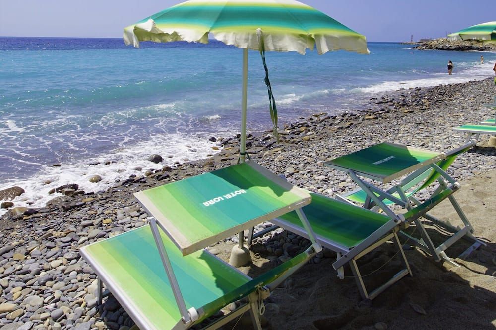 Lora Hotel - Bordighera - Strand