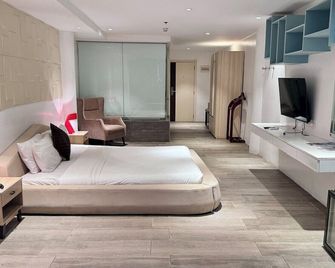 City Park Hotel Manila - Manila - Bedroom