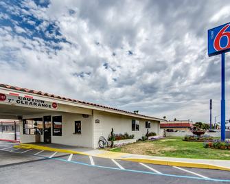 Motel 6 Manteca - Manteca - Edificio