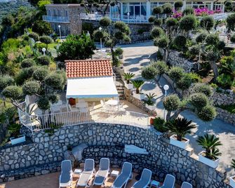 Hotel Villa Lubrense Sorrento - Massa Lubrense