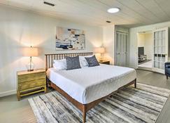 Peaceful Southern Countryside Escape with Porch - New Brockton - Schlafzimmer