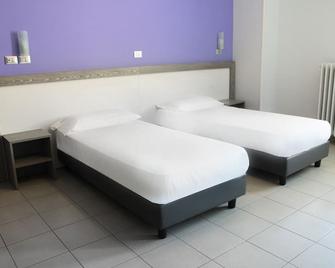 Hotel Savoia - Poggio Rusco - Habitación