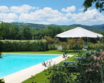 Tenuta San Jacopo - Agriturismo - Cavriglia - Piscina