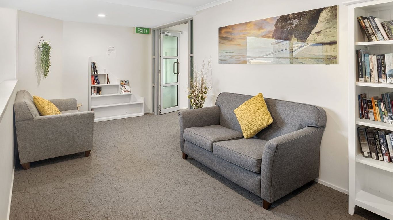 أرسطاطاليس نورث شور