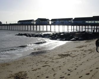 Beautifully refurbished 2 bedroom cottage located in the heart of Southwold - Southwold - Strand