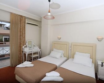 Athens Delta Hotel - Athen - Schlafzimmer