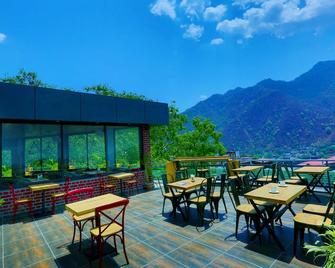 Hotel Peepal Tree - Rishikesh - Restaurant