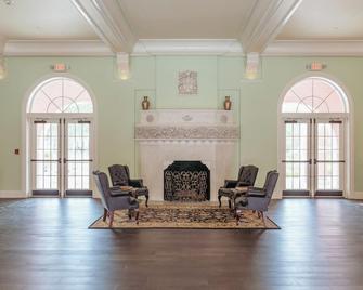 The Hacienda - New Port Richey - Lobby